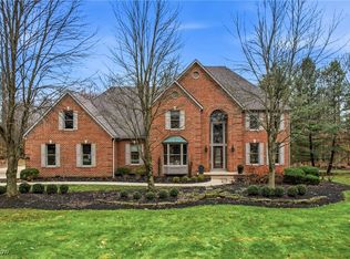 110 Timber Run Dr, Canfield, OH 44406