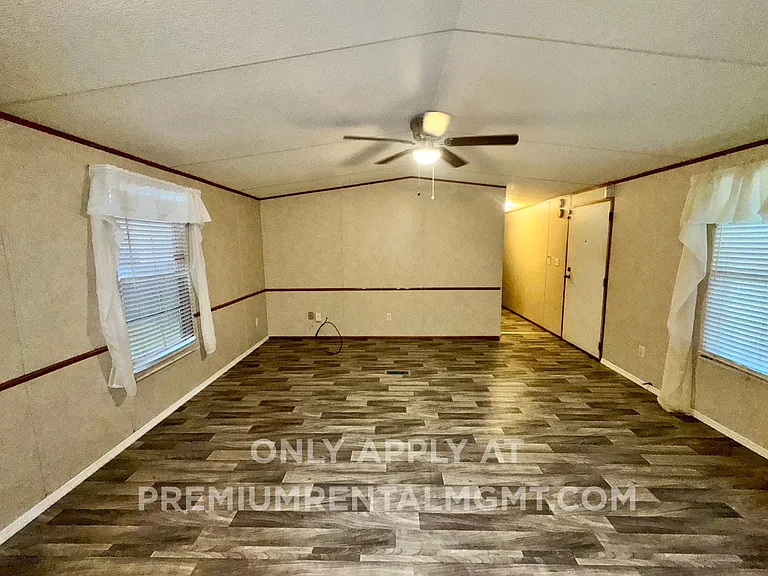 641 Bayou Dr — Photo 10