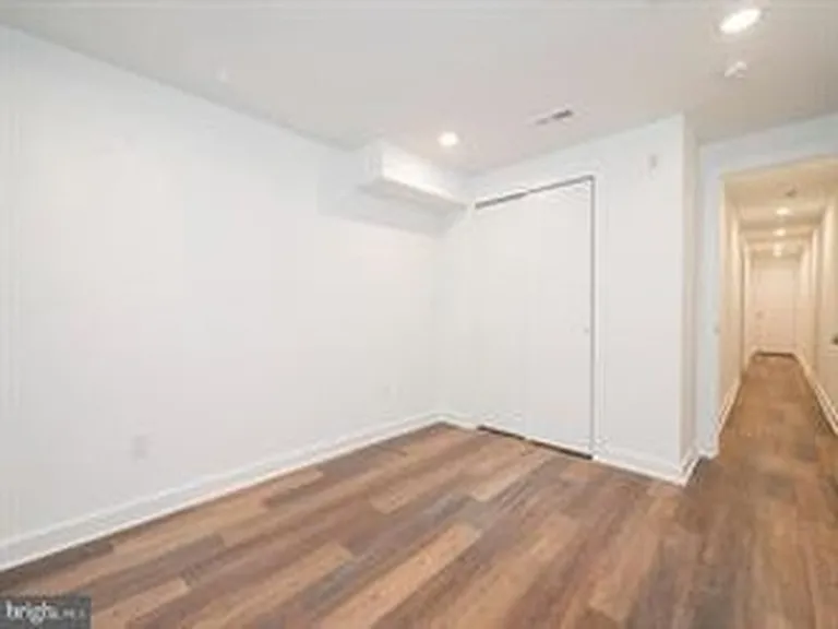 737 N 39th St #1 — Photo 16