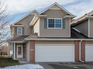 1712 N 175th Ct, Omaha, NE 68118