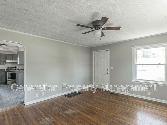 4th image of 5501 Rosemont Dr