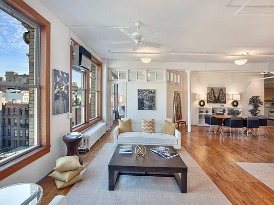 Sold by Sotheby's International Realty | media 2