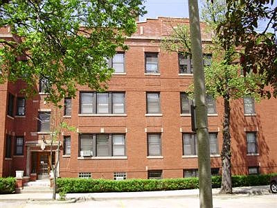3rd image of 8 W Superior St #2