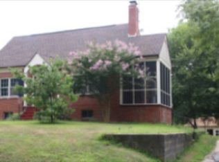 138 Maury Ave, Bowling Green, VA 22427