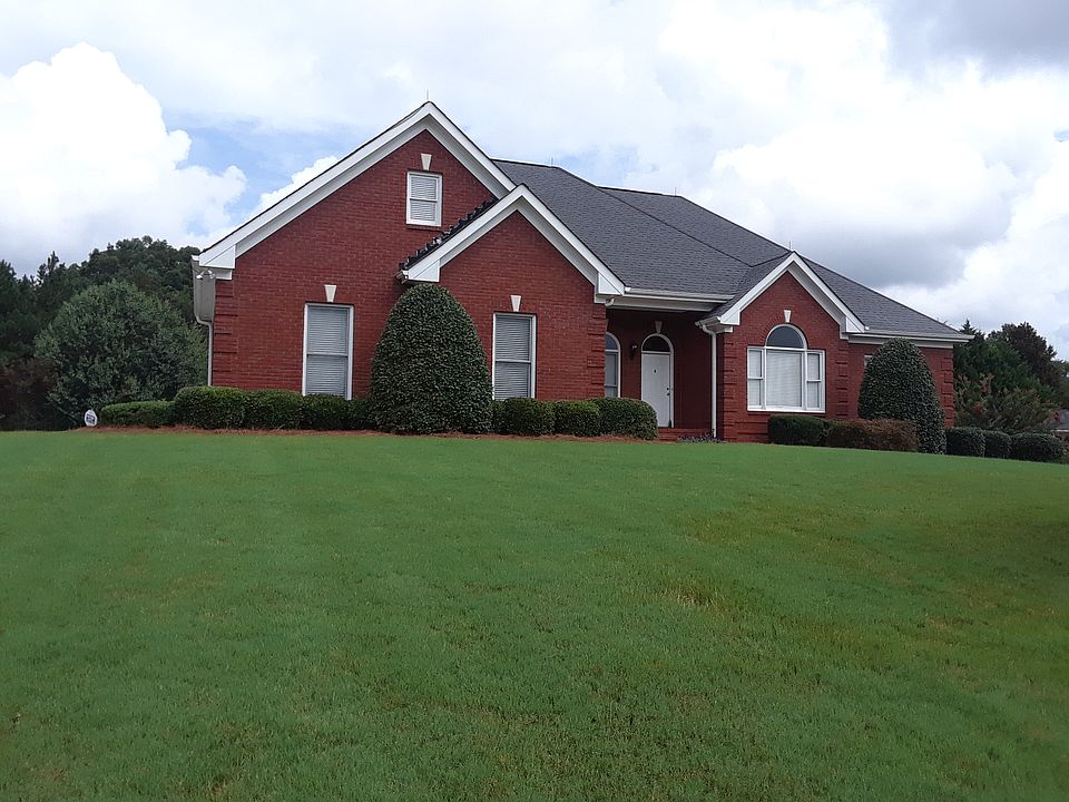 1st image of 540 Harold Gower Ln