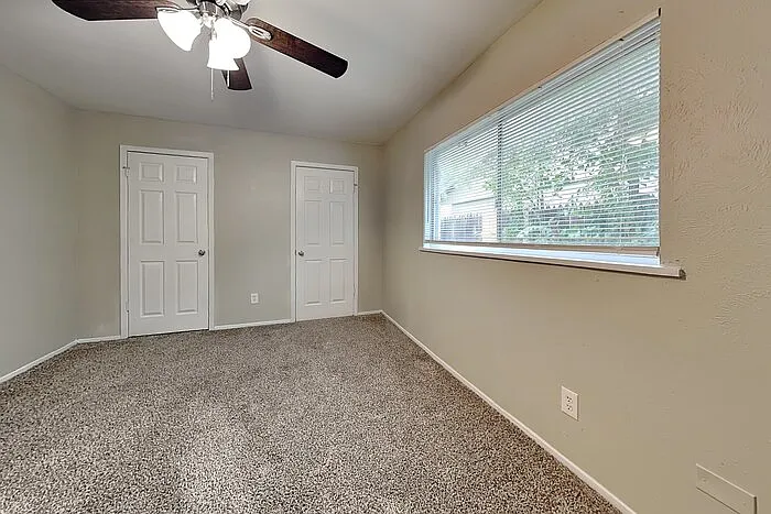 938 Hudson Dr — Photo 10