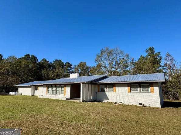 405 N Broughton St, Ailey, GA 30410