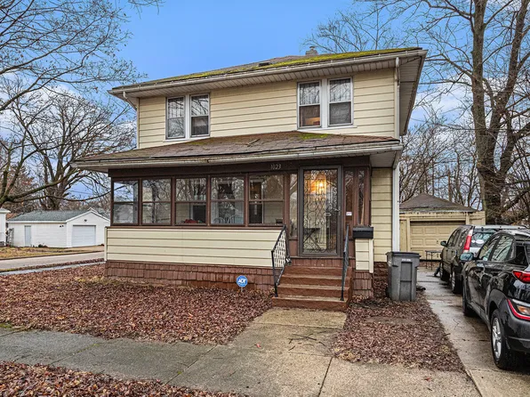 1023 N 7th St, Niles, MI 49120