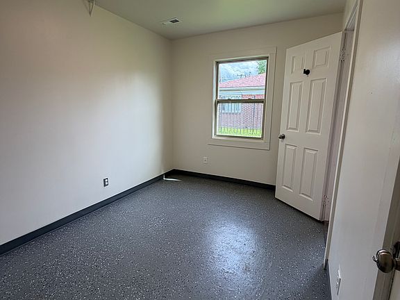 5th image of 8741 Elmira St #1