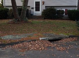 25 Sophia Dr, Warwick, RI 02886