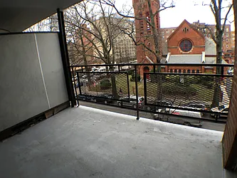 Rented by Kew Forest Realty Inc