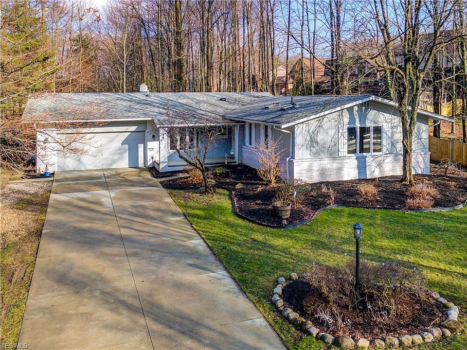 1st image of 11179 Fawn Meadow Ln