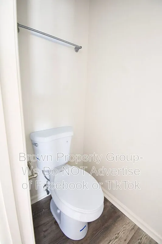 2105 Grand Prix Dr — Photo 3