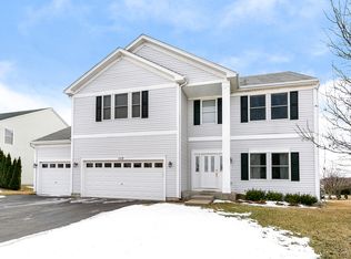 1115 Pattee Ave, Elburn, IL 60119