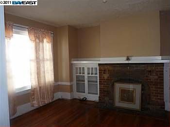 3rd image of 46 Como Ave