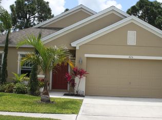 426 Briarcliff Cir, Sebastian, FL 32958