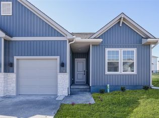 27417 E Oak View Dr, Lake Lotawana, MO 64086