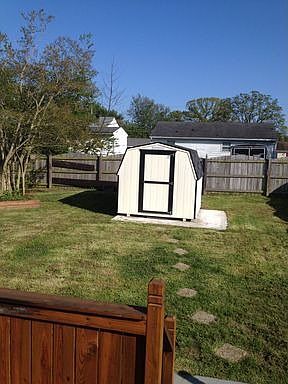 2nd image of 129 N Kalmia Ave
