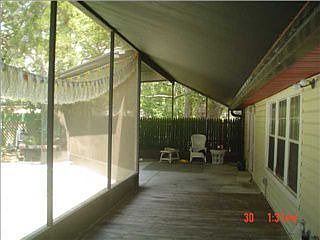 5th image of 525 E 4th St