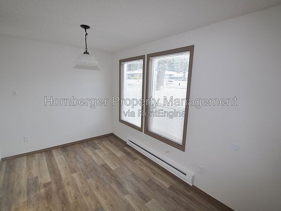 4th image of 8705 N Colton St #A