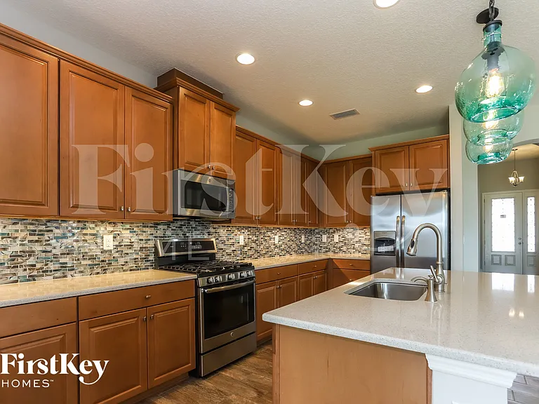 6107 Colmar Pl — Photo 5