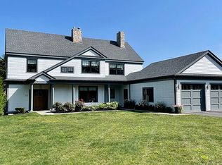 12 Whitehall Cir, Beverly, MA 01915