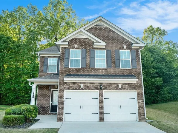 739 Rolling Downs Dr, Loganville, GA 30052