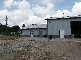 3rd image of 3912 S Meeker Ave