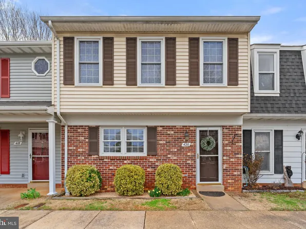 420 Forest Ct, Warrenton, VA 20186