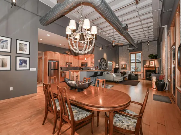 1325 N Van Buren STREET #202, Milwaukee, WI 53202