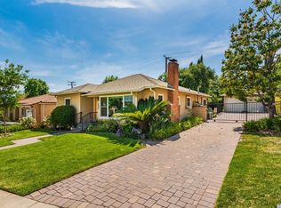 1645 N Grand Oaks Ave, Pasadena, CA 91104