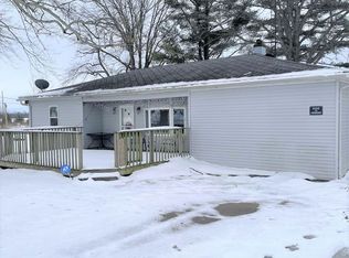 65941 Kenilworth Rd, Lakeville, IN 46536