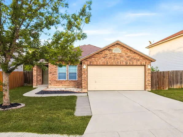 618 Tres Caminos, San Antonio, TX 78245