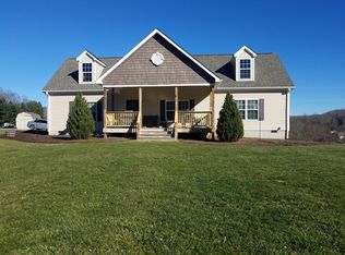 60 Caldwell Rd, Waynesville, NC 28786