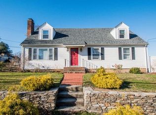 75 Rangeley Rd, Cranston, RI 02920