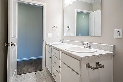 1709 Becklow Pl — Photo 15