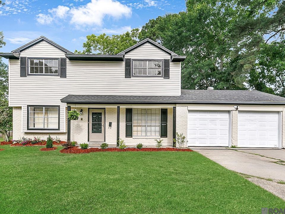 1st image of 2684 Cedarcrest Ave