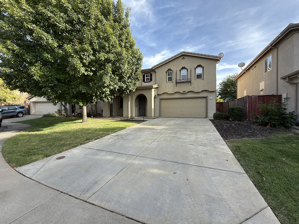 311 Dorinda Ct