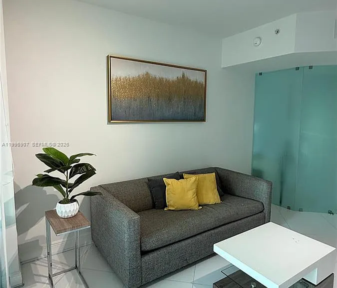 350 S Miami Ave — Photo 10