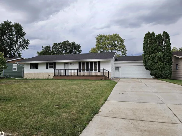 712 Laura Ln, Webster City, IA 50595