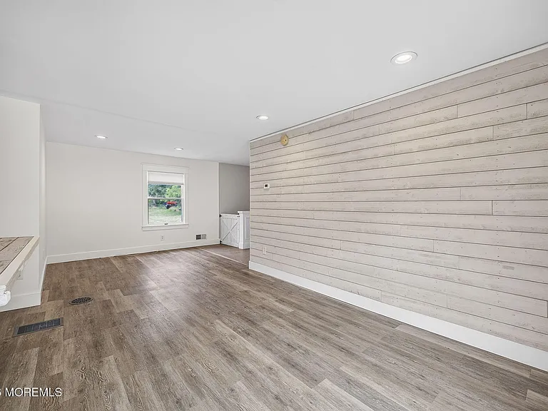 1429 Marconi Rd — Photo 9