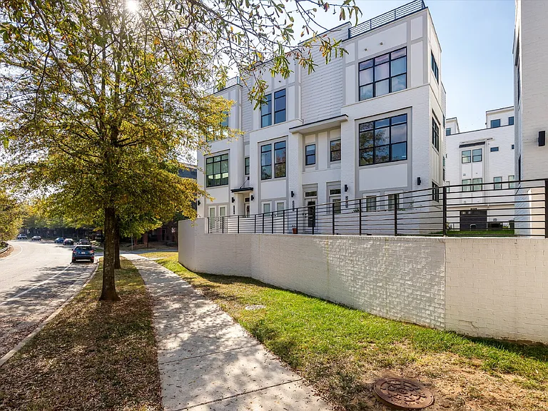 2319 Wesley Village Rd — Photo 41