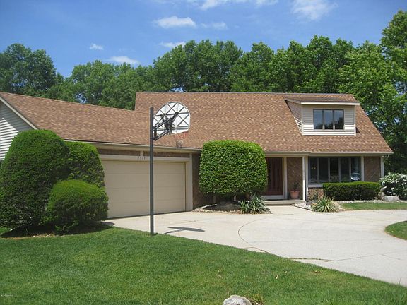 2nd image of 7621 Apple Hill Ct SE