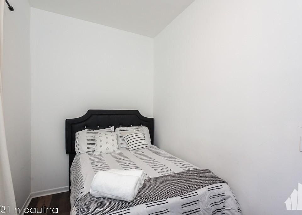 1st image of 1031 N Paulina St #1413