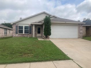 2101 Navada Way, Justin, TX 76247