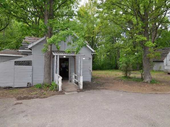 315 1st St S, Hackensack, MN 56452