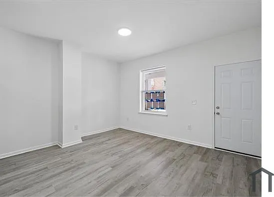 5026 Aspen St — Photo 5