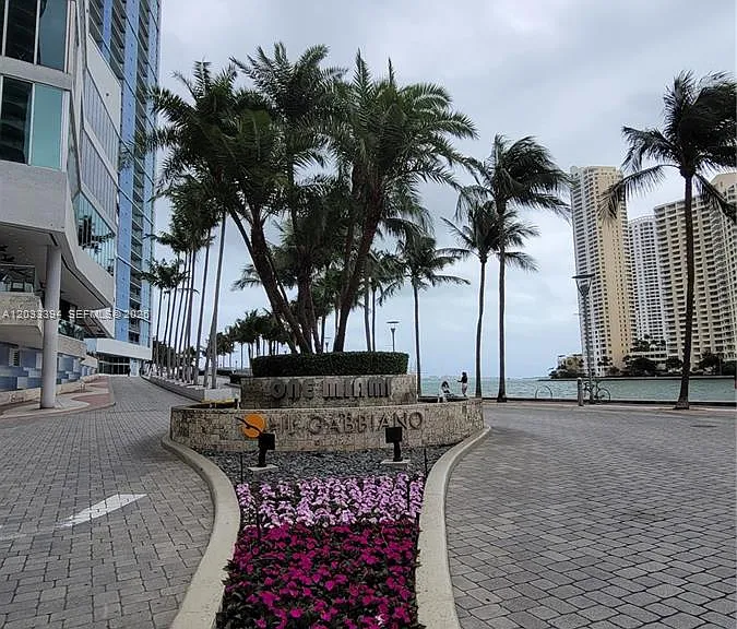 325 S Biscayne Blvd #3321 — Photo 53