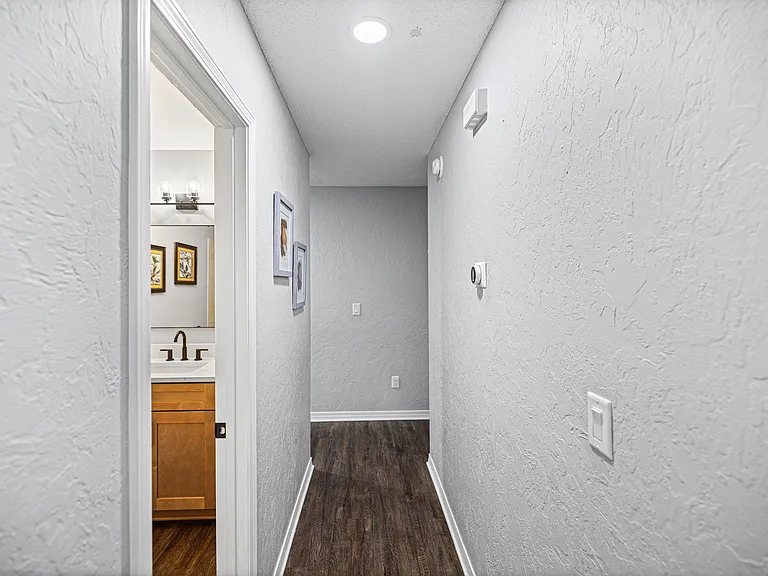 507 Nassau Dr — Photo 15