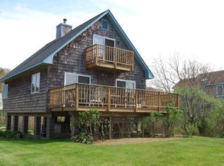 305 2nd Ave, Peconic, NY 11958